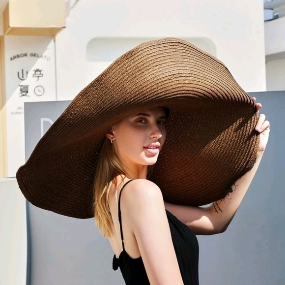 Floppy Wide Brim Straw Hat - Picture 11 of 11
